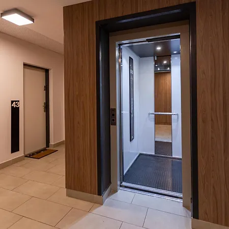 Mara Luxury Golden - Ultracentral With Free Parking *