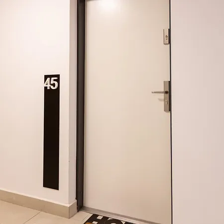 Mara Luxury Golden - Ultracentral With Free Parking Timisoara
