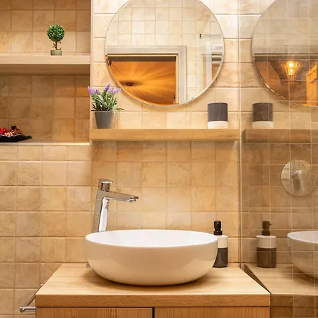 Mara Luxury Golden - Ultracentral With Free Parking * Timisoara